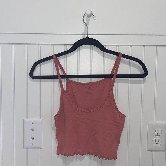 Brandy Melville Tops - Brandy Melville cropped scallop pink tank J. Galt